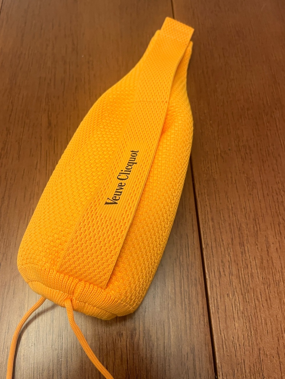 Veuve Clicquot Champagne Bottle Ice Jacket Sleeve Insulated Holder Carrier
